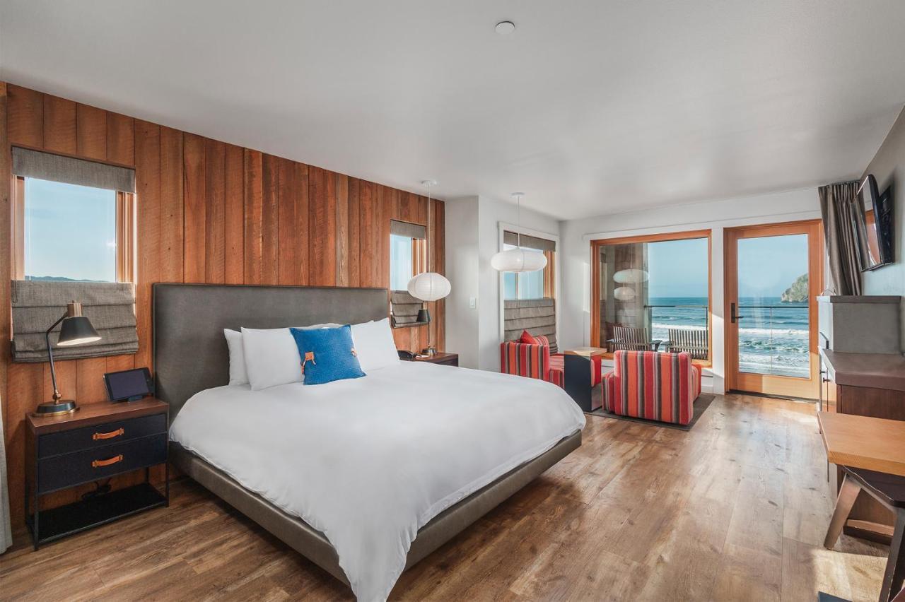 Headlands Coastal & Hotel