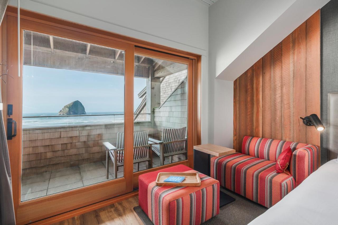 Headlands Coastal & 4*